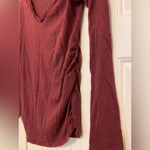 ISABEL MATERNITY RED LONG SLEEVE RUCHED SHIRT- SIZE XS - Picture 3 of 4
